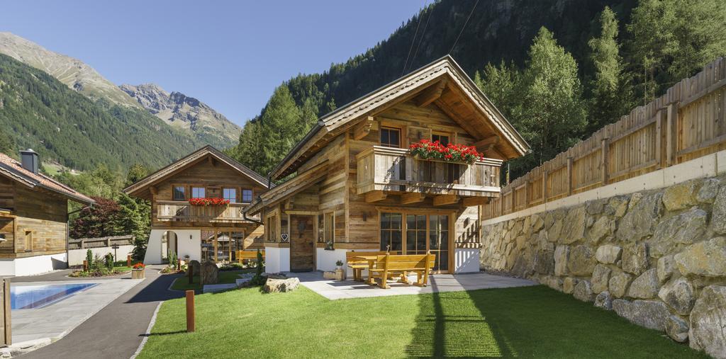 Chalet Wellnesshüttendorf Wiese *
