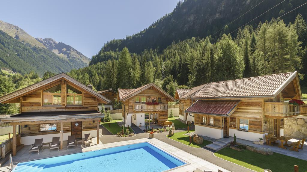 Wellnesshüttendorf Wiese St. Leonhard im Pitztal