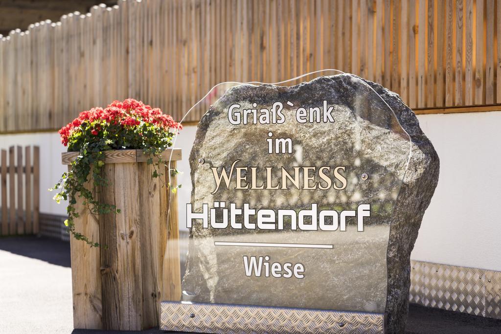 Chalet Wellnesshüttendorf Wiese *