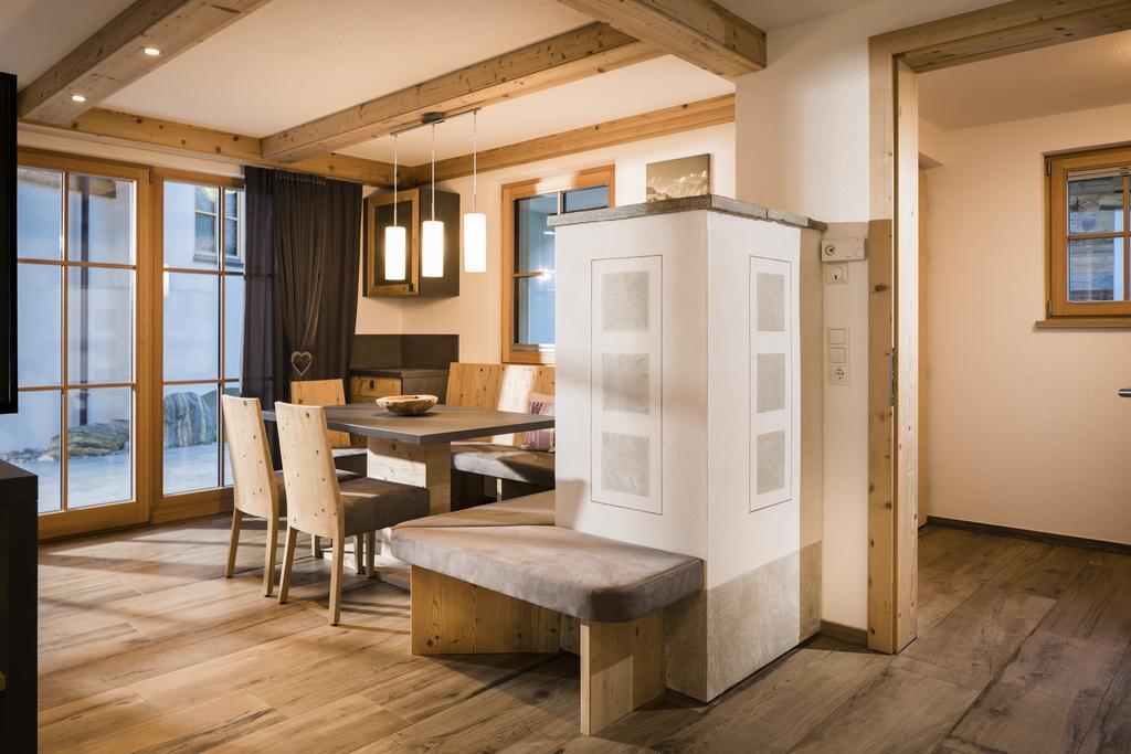 Chalet Wellnesshüttendorf Wiese *